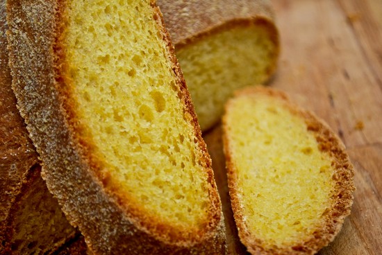 Польза и вред кукурузного хлеба