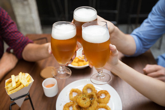Какой вред пиво наносит организму мужчины и женщины?