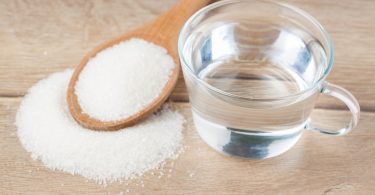 Вода с сахаром: польза и вред для организма