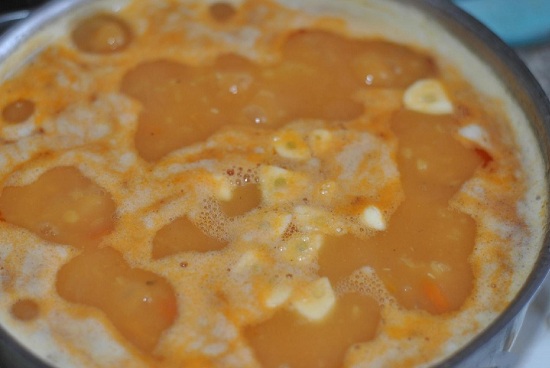 нашинкованный чеснок в суп