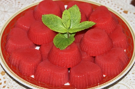 мармелад можно из любых ягод и фруктовой мякоти