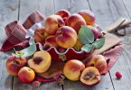 Персики: польза и вред для здоровья