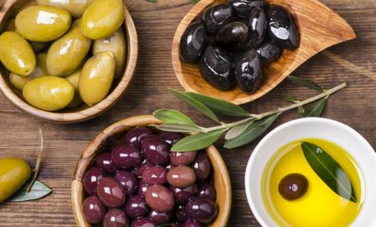 Польза и вред оливок и маслин консервированных